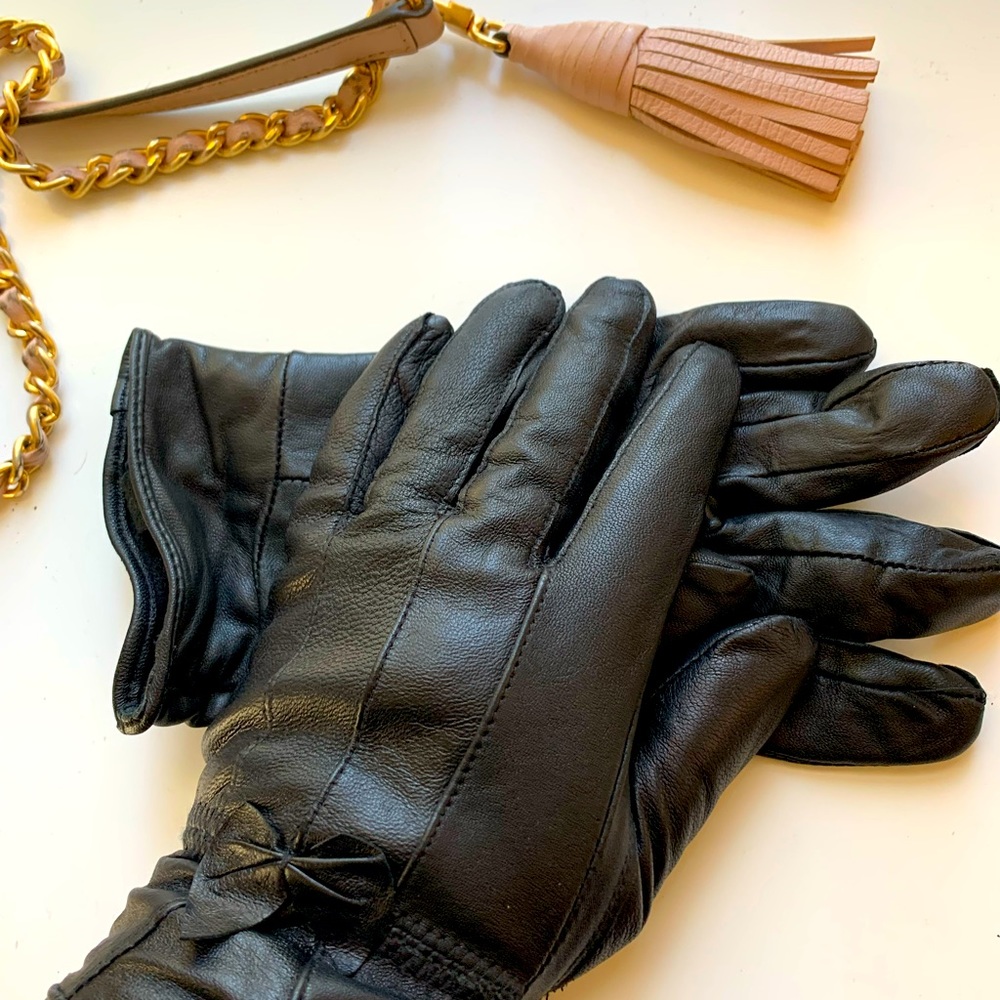 Black Leather Gloves, Size M